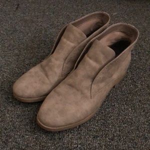 Indigo Rd Shoes size 9 1/2